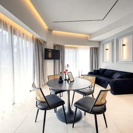 World Luxury Tríkala