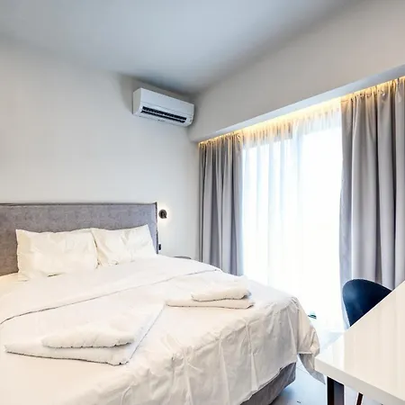 World Luxury 特里卡拉